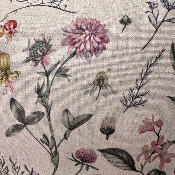 Callisto Home Floral Spring Native Wildflowers Printed Pillow 14 x 24 - Picture 4 of 12